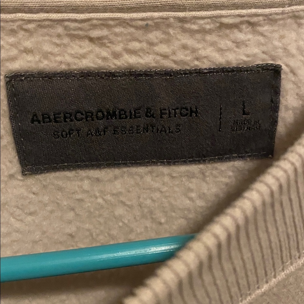 Abercrombie & Fitch Beige Holiday Sweater - Picture 4 of 4